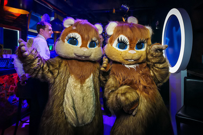 Хомячки спешат с поздравлением: Вас ждёт забавный сюрприз!