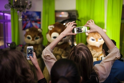 Хомячки спешат с поздравлением: Вас ждёт забавный сюрприз!